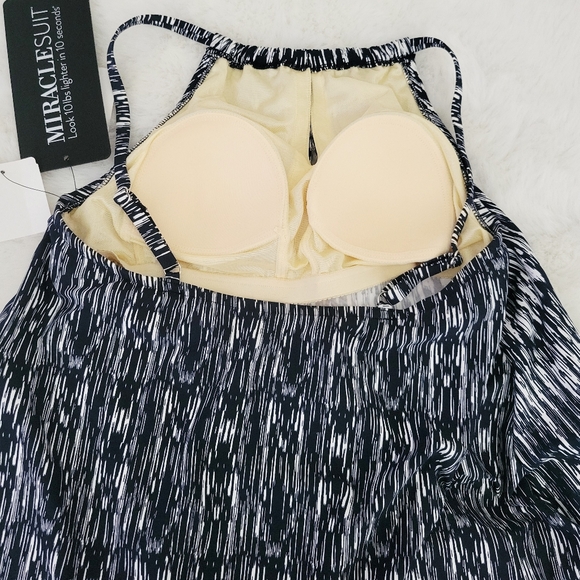 🐟MIRACLESUIT PEEPHOLE TANKINI TOP SIZE 8 - Picture 7 of 9